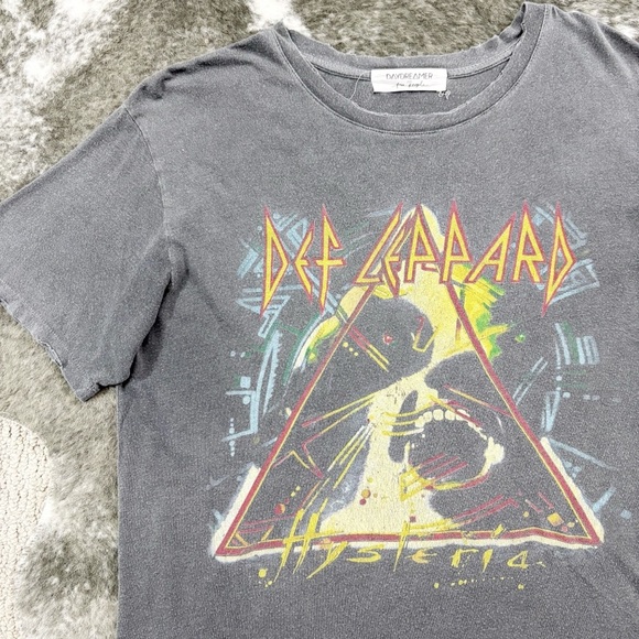 Daydreamer for Free People Def Leppard Band Tee - Picture 2 of 10